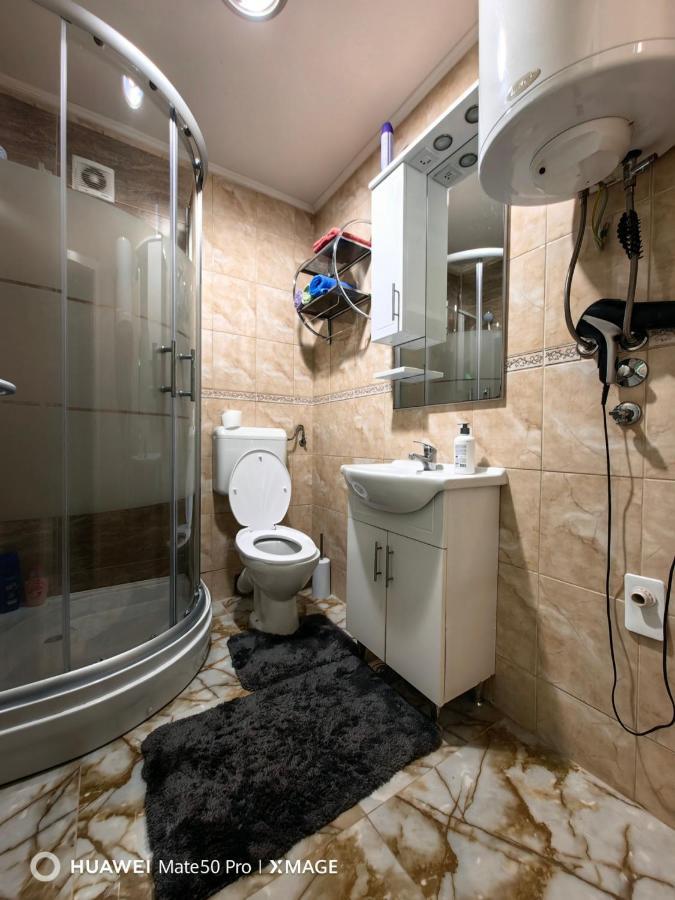 Apartmani Amona Stan Na Dan Doboj Exterior foto